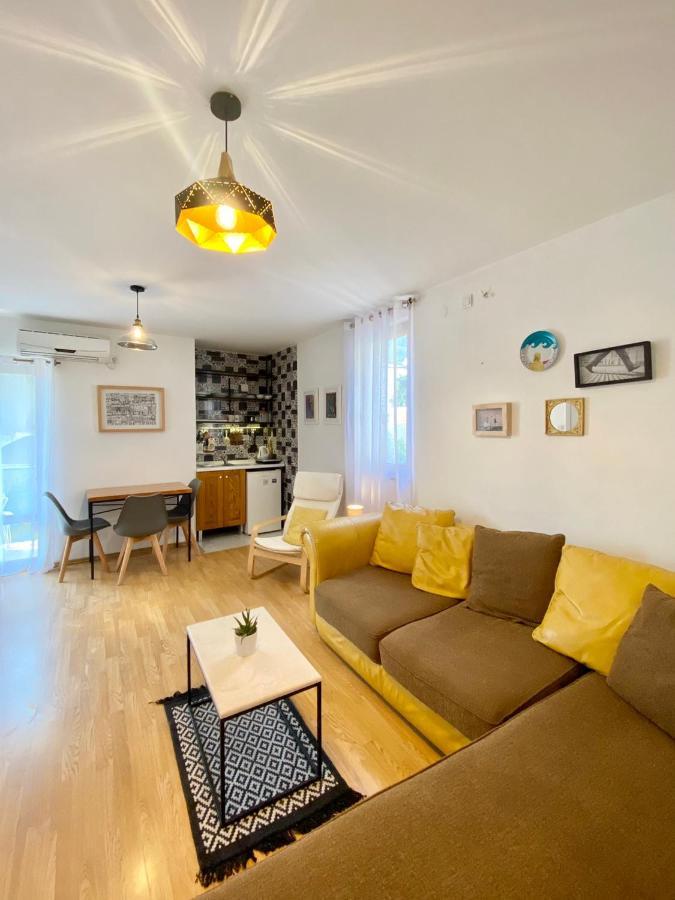 Apartments Rux De Luxe Bar Dış mekan fotoğraf