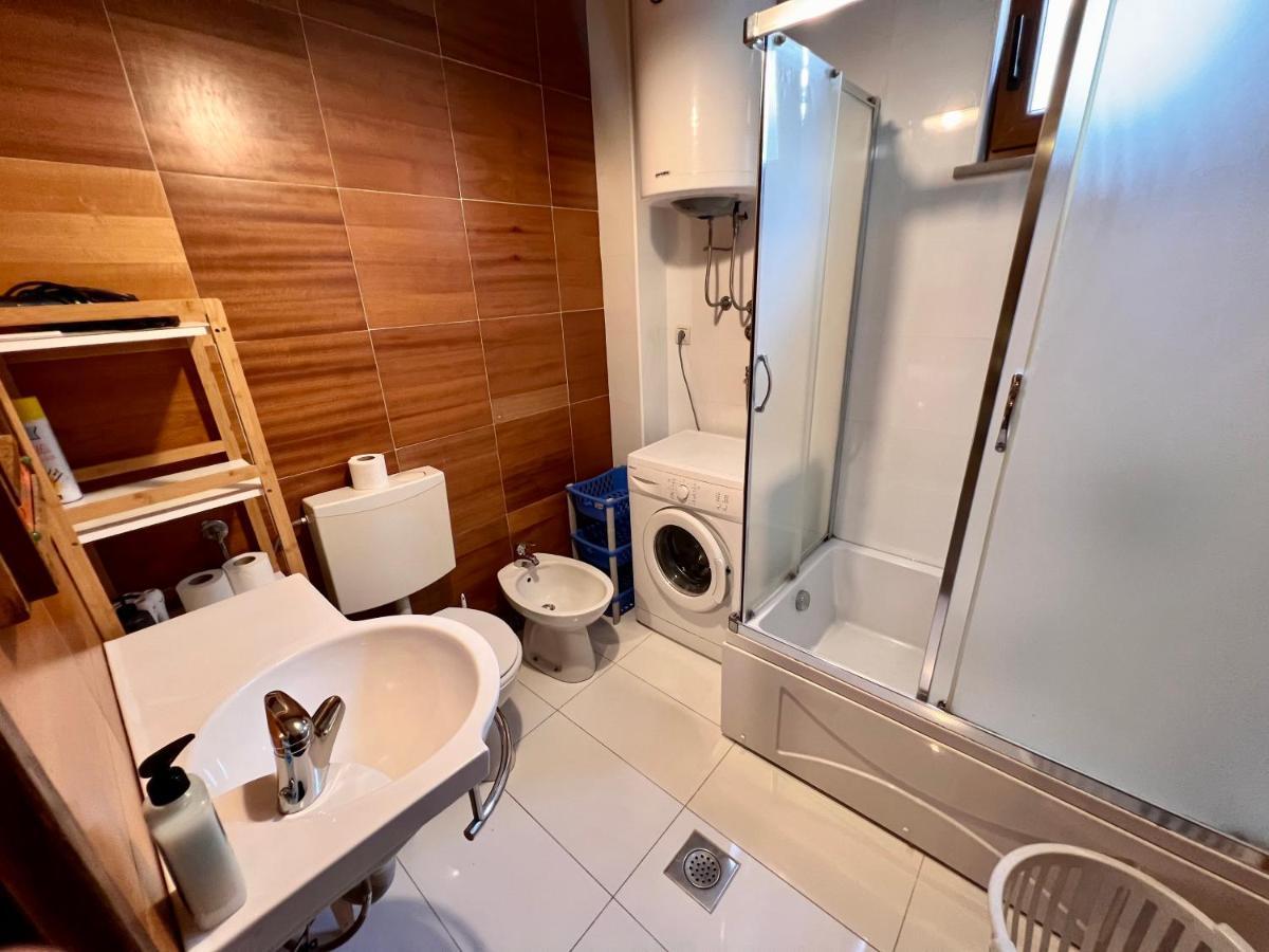 Apartments Rux De Luxe Bar Dış mekan fotoğraf