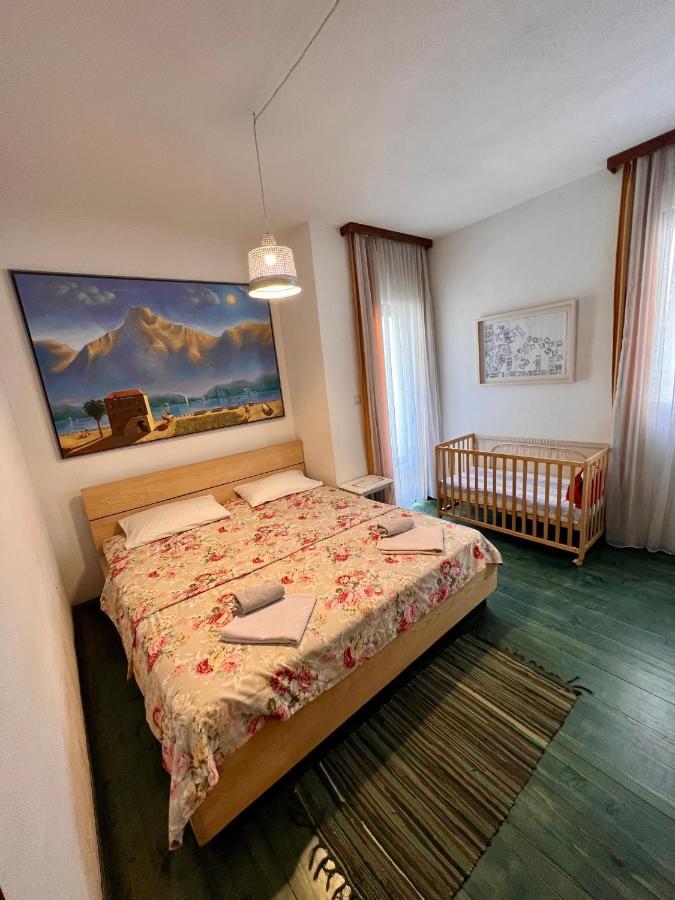 Apartments Rux De Luxe Bar Dış mekan fotoğraf
