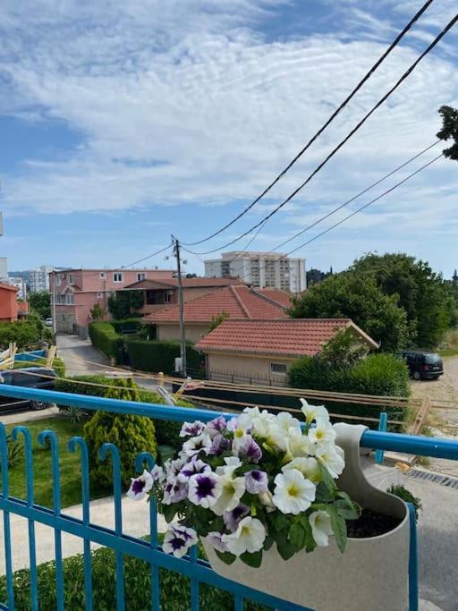 Apartments Rux De Luxe Bar Dış mekan fotoğraf