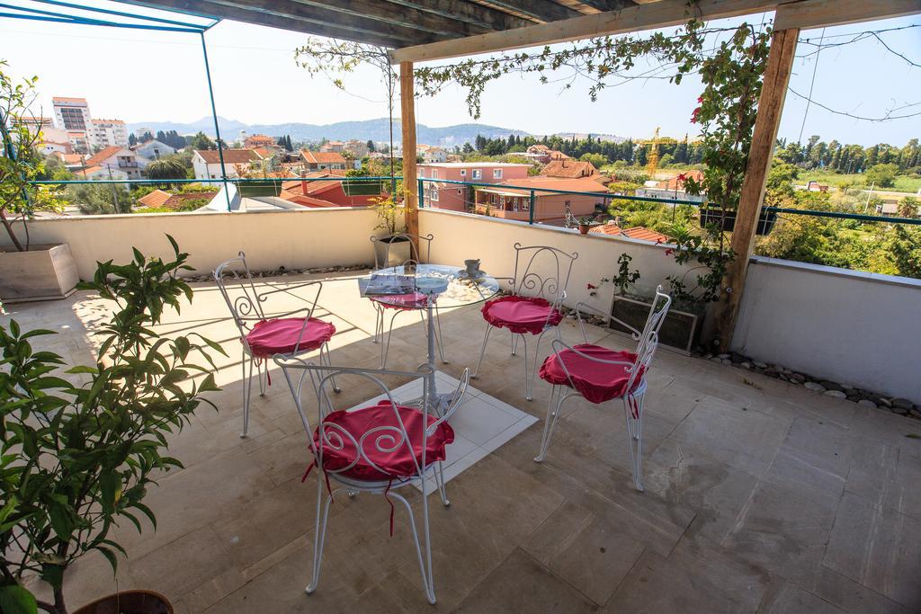 Apartments Rux De Luxe Bar Dış mekan fotoğraf