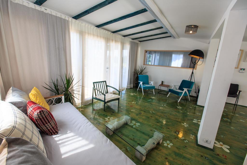 Apartments Rux De Luxe Bar Dış mekan fotoğraf