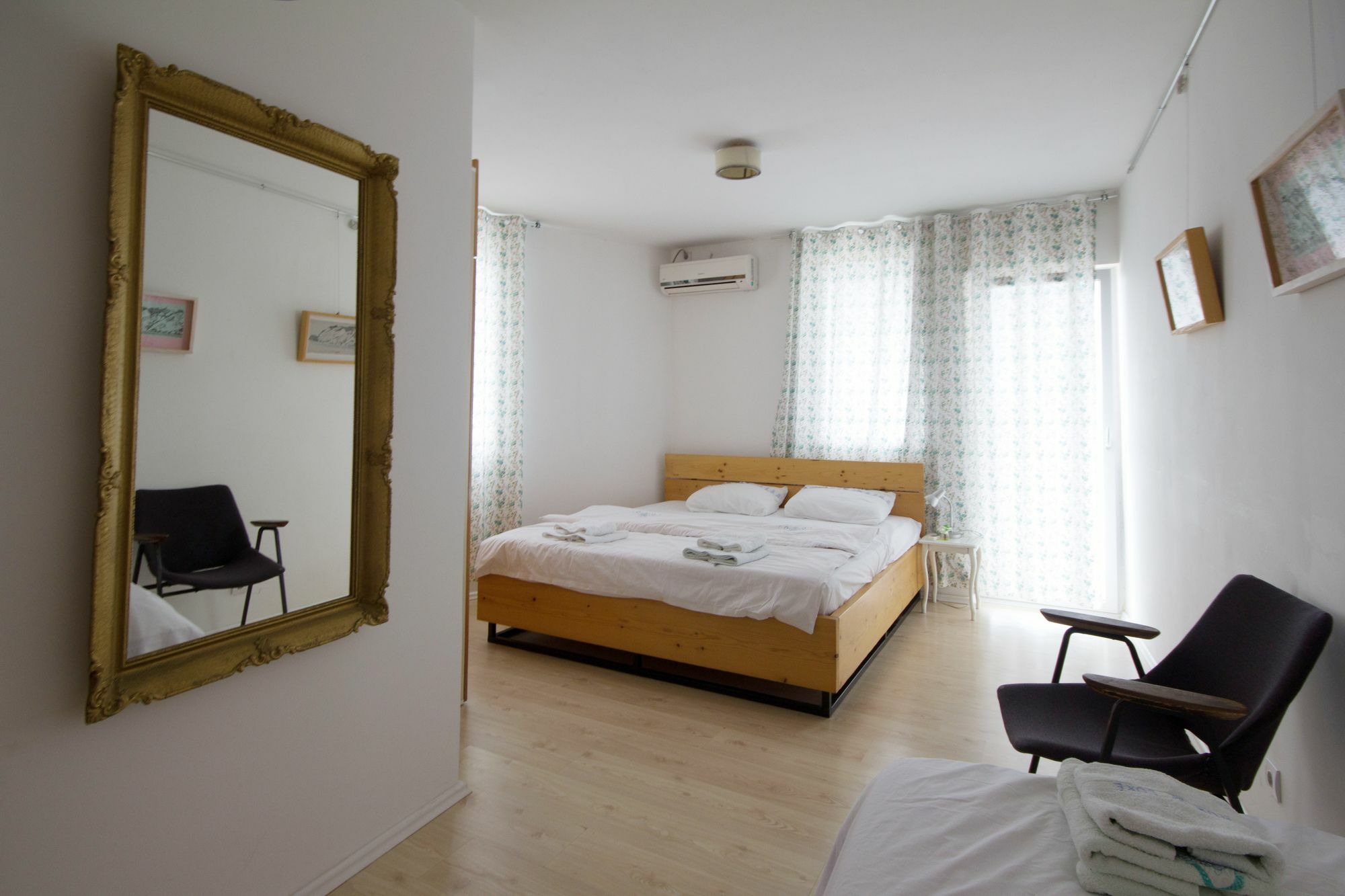 Apartments Rux De Luxe Bar Dış mekan fotoğraf