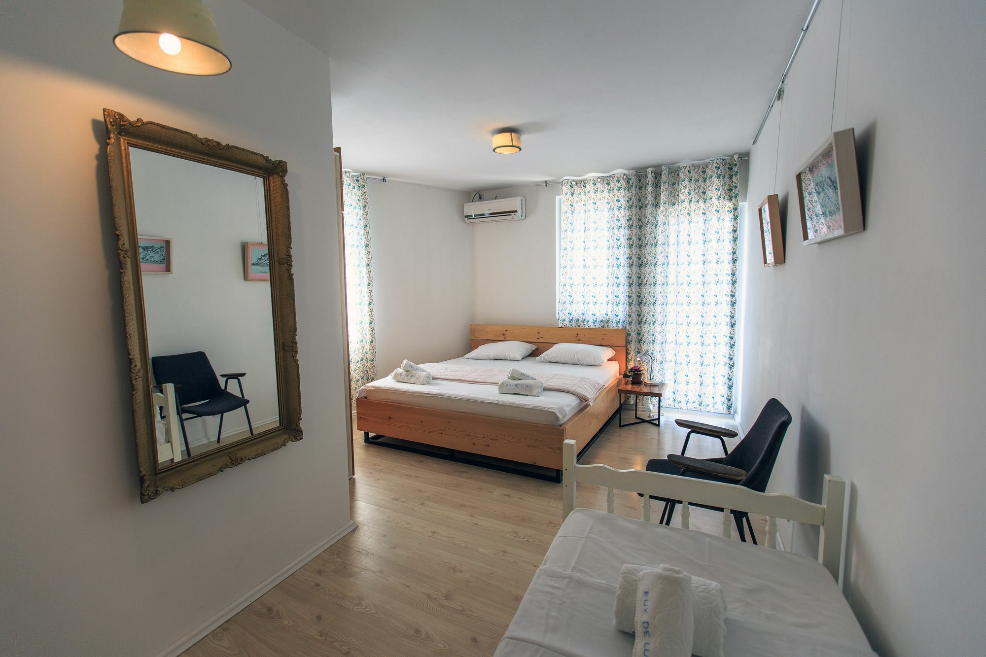 Apartments Rux De Luxe Bar Dış mekan fotoğraf