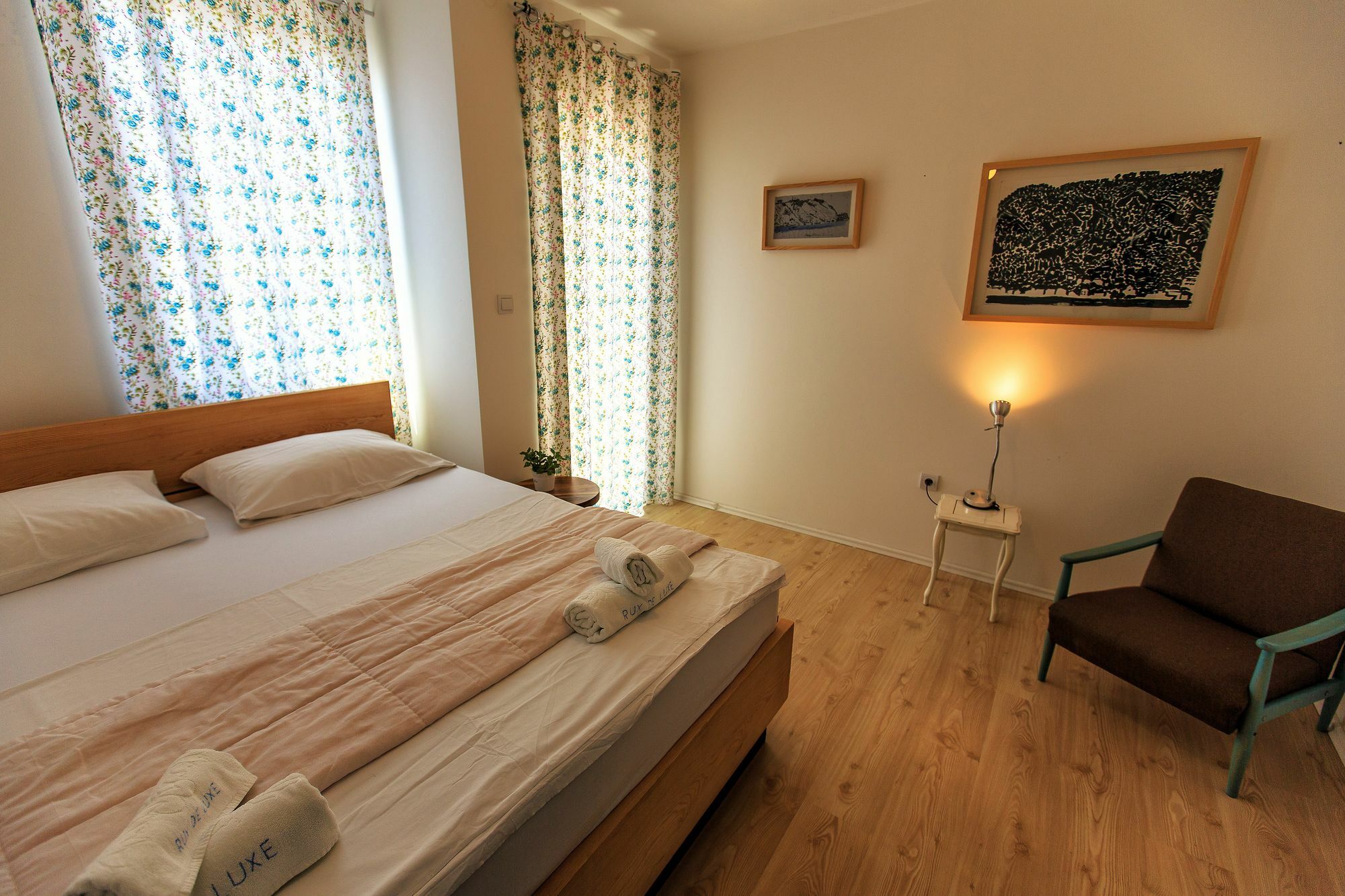 Apartments Rux De Luxe Bar Dış mekan fotoğraf